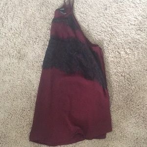 Maroon tank with black lace